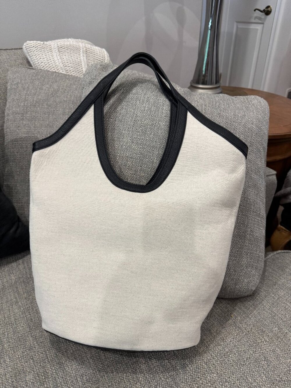 Banana Republic Canvas Hobo Tote Beige Vegan Leather Quiet Luxury Work Bag